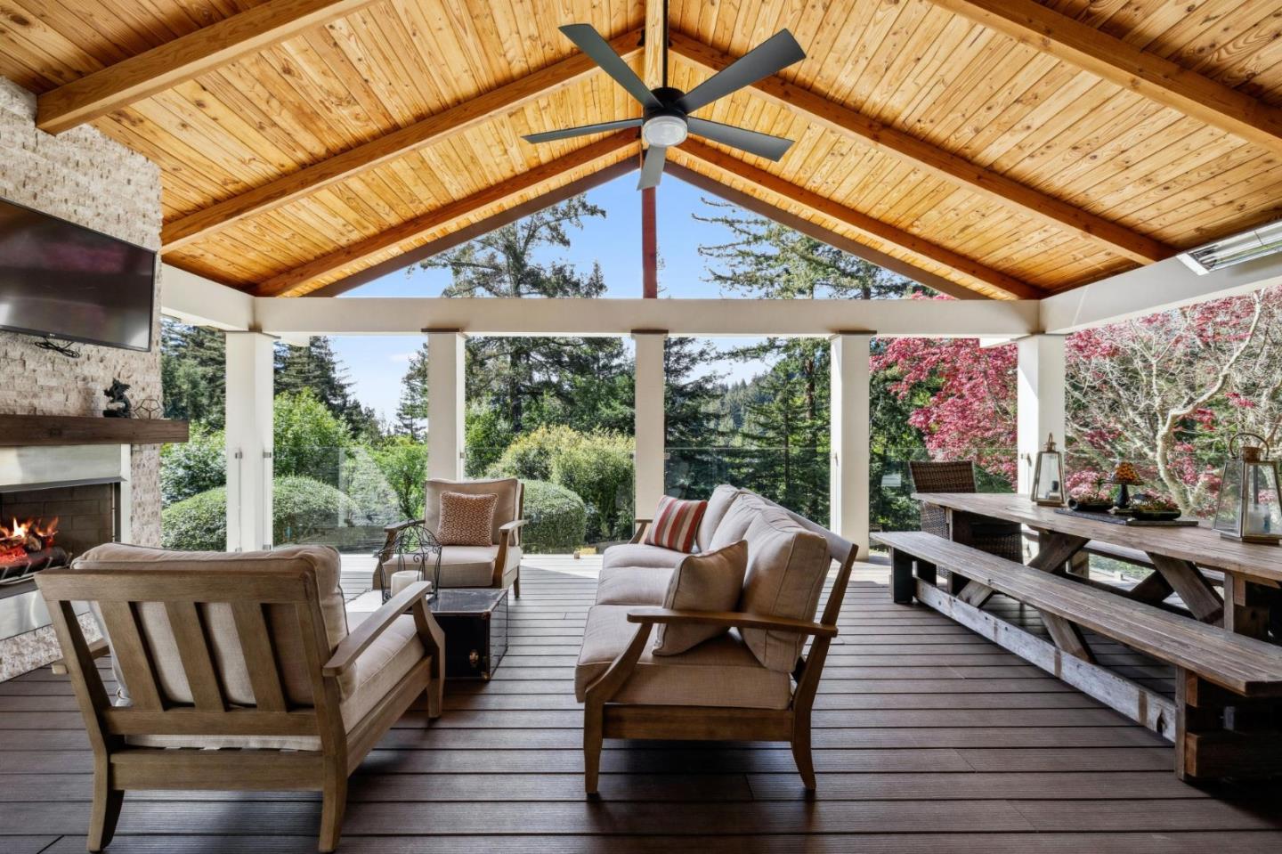 Detail Gallery Image 19 of 86 For 23280 Schulties Rd, Los Gatos,  CA 95033 - 4 Beds | 2/1 Baths