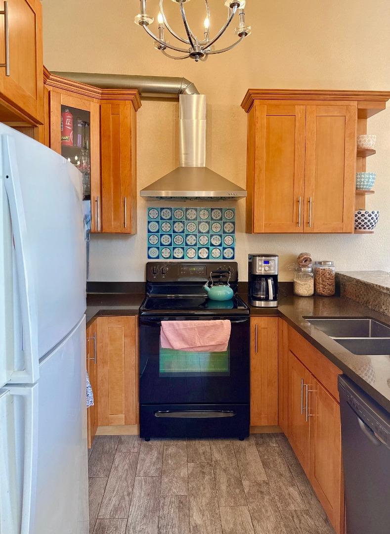 Detail Gallery Image 3 of 16 For 178 Sunwood Meadows Pl, San Jose,  CA 95119 - 2 Beds | 2 Baths