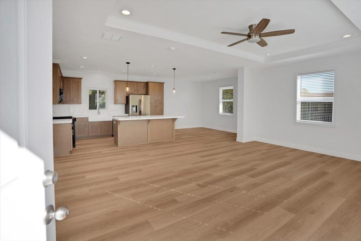 Detail Gallery Image 2 of 24 For 144 Holm Rd #55,  Watsonville,  CA 95076 - 3 Beds | 2 Baths