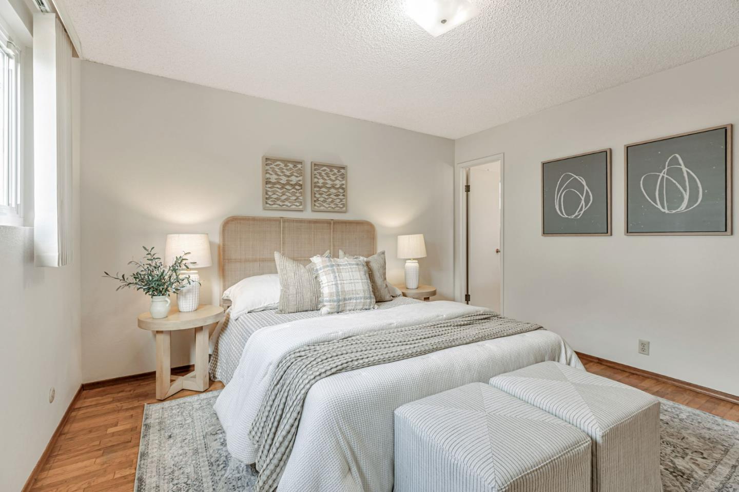 Detail Gallery Image 16 of 43 For 801 Lobos St, Monterey,  CA 93940 - 3 Beds | 2 Baths