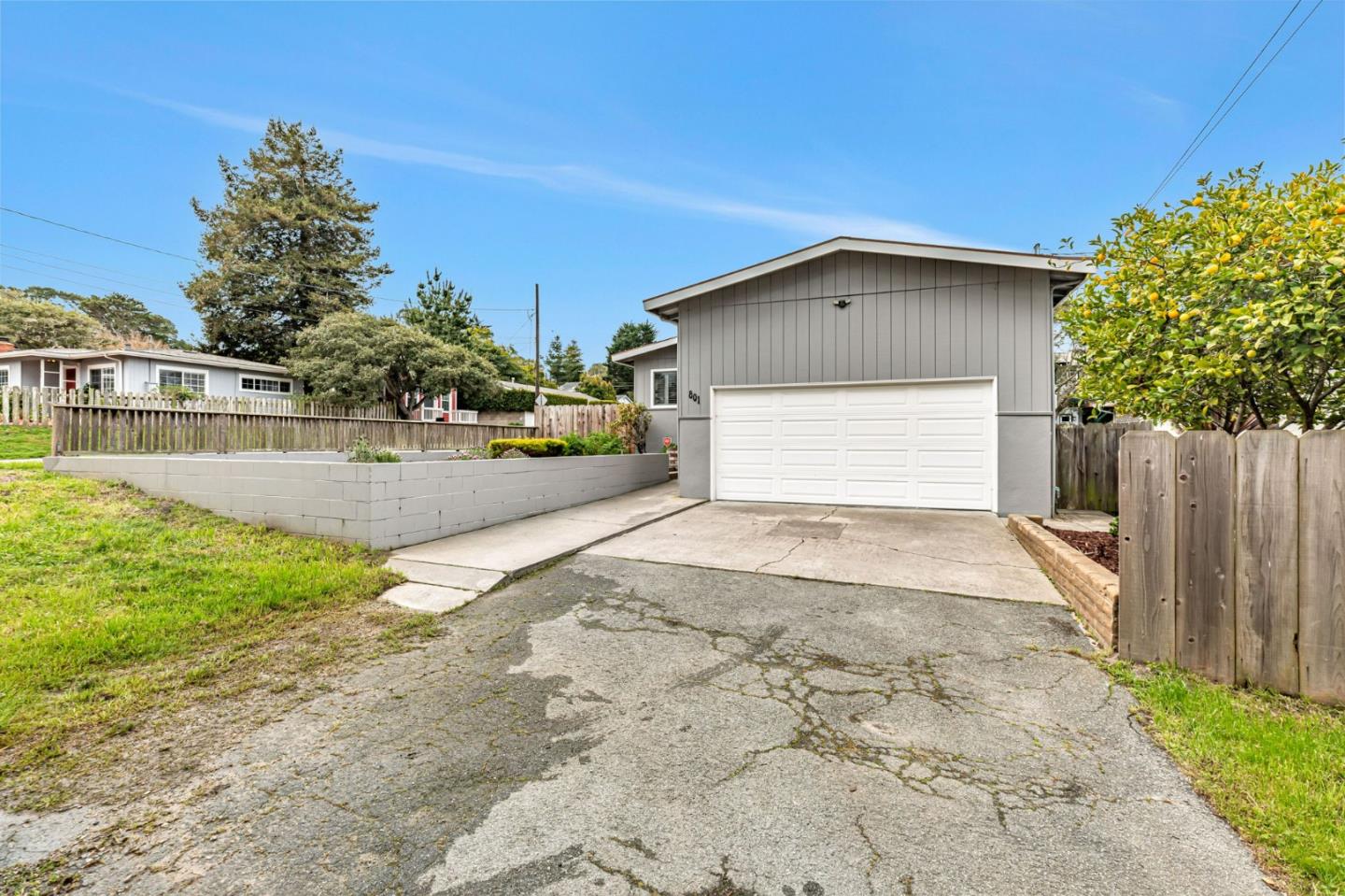 Detail Gallery Image 36 of 43 For 801 Lobos St, Monterey,  CA 93940 - 3 Beds | 2 Baths
