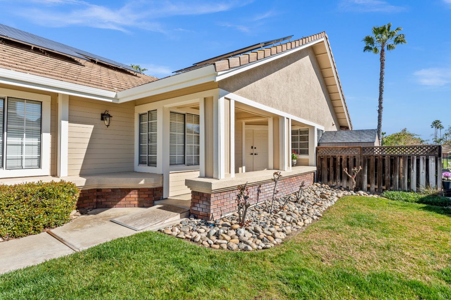 Detail Gallery Image 2 of 46 For 2167 Saint Andrews Ct, Discovery Bay,  CA 94505 - 3 Beds | 2 Baths