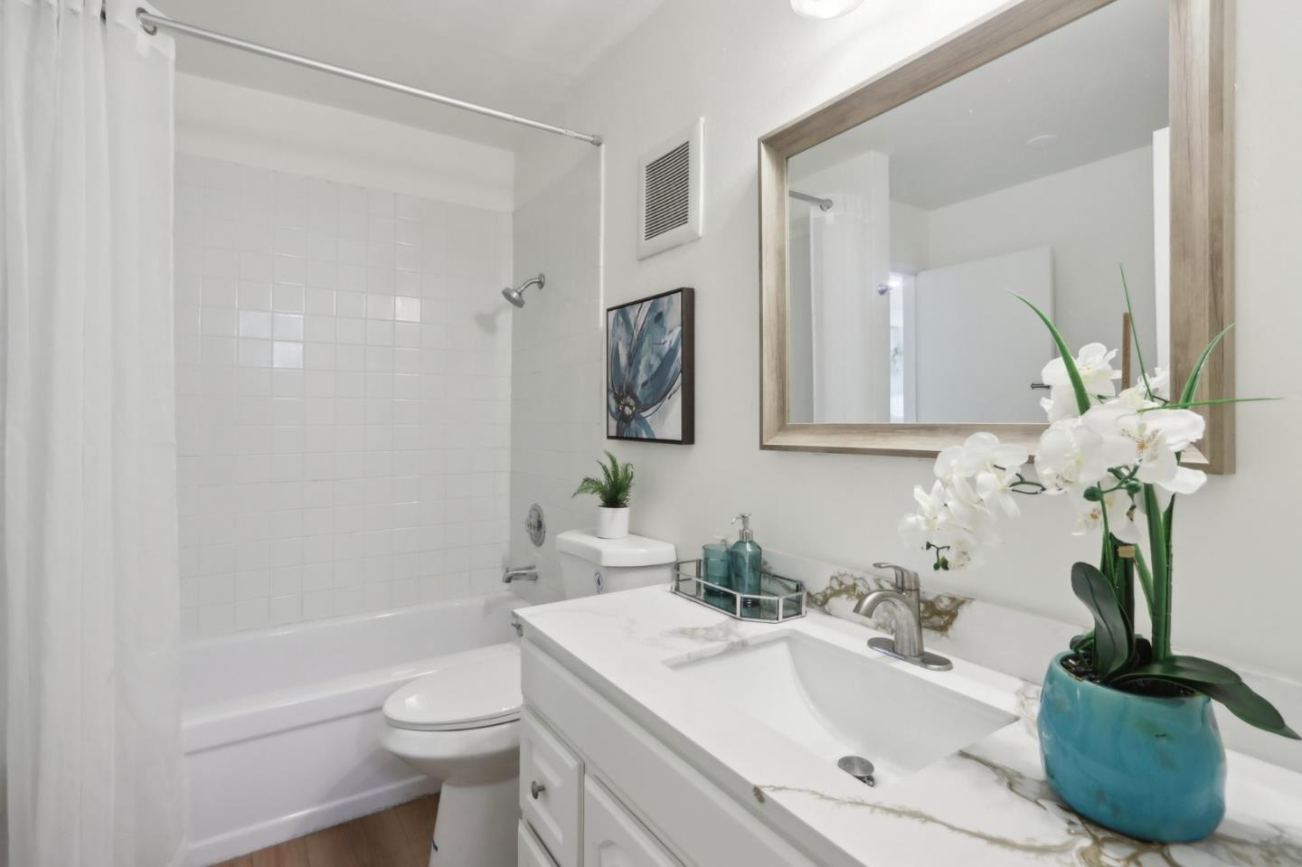 Detail Gallery Image 14 of 26 For 380 Auburn Way #21,  San Jose,  CA 95129 - 2 Beds | 1/1 Baths