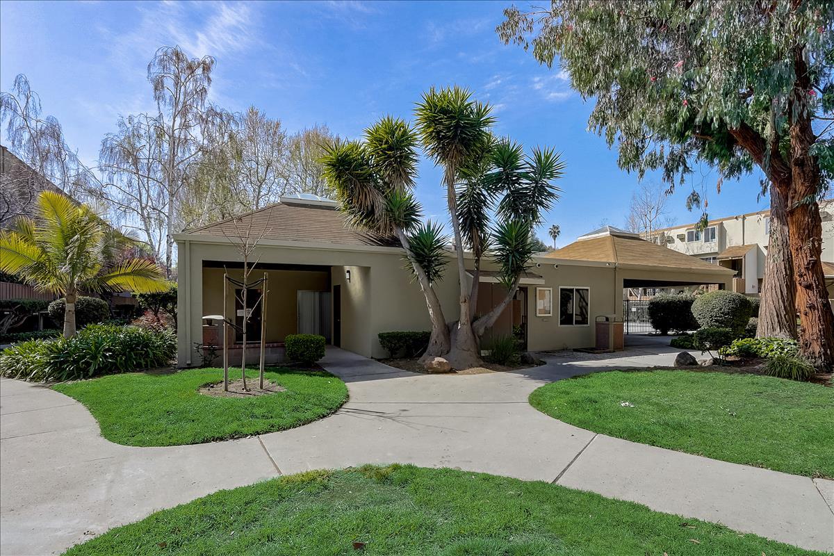 Detail Gallery Image 21 of 26 For 380 Auburn Way #21,  San Jose,  CA 95129 - 2 Beds | 1/1 Baths