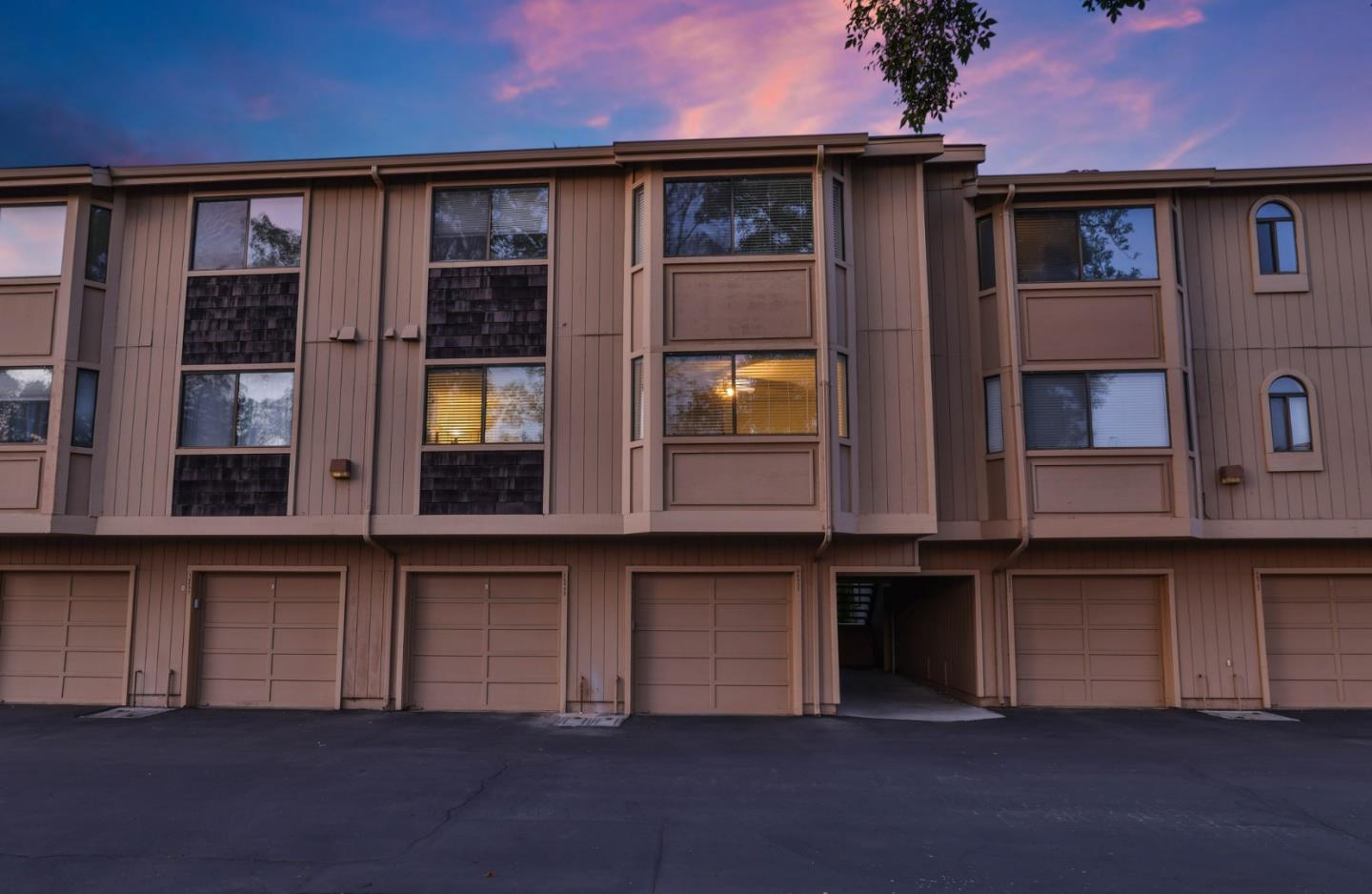 Detail Gallery Image 28 of 34 For 16933 Sorrel Way, Morgan Hill,  CA 95037 - 2 Beds | 2 Baths