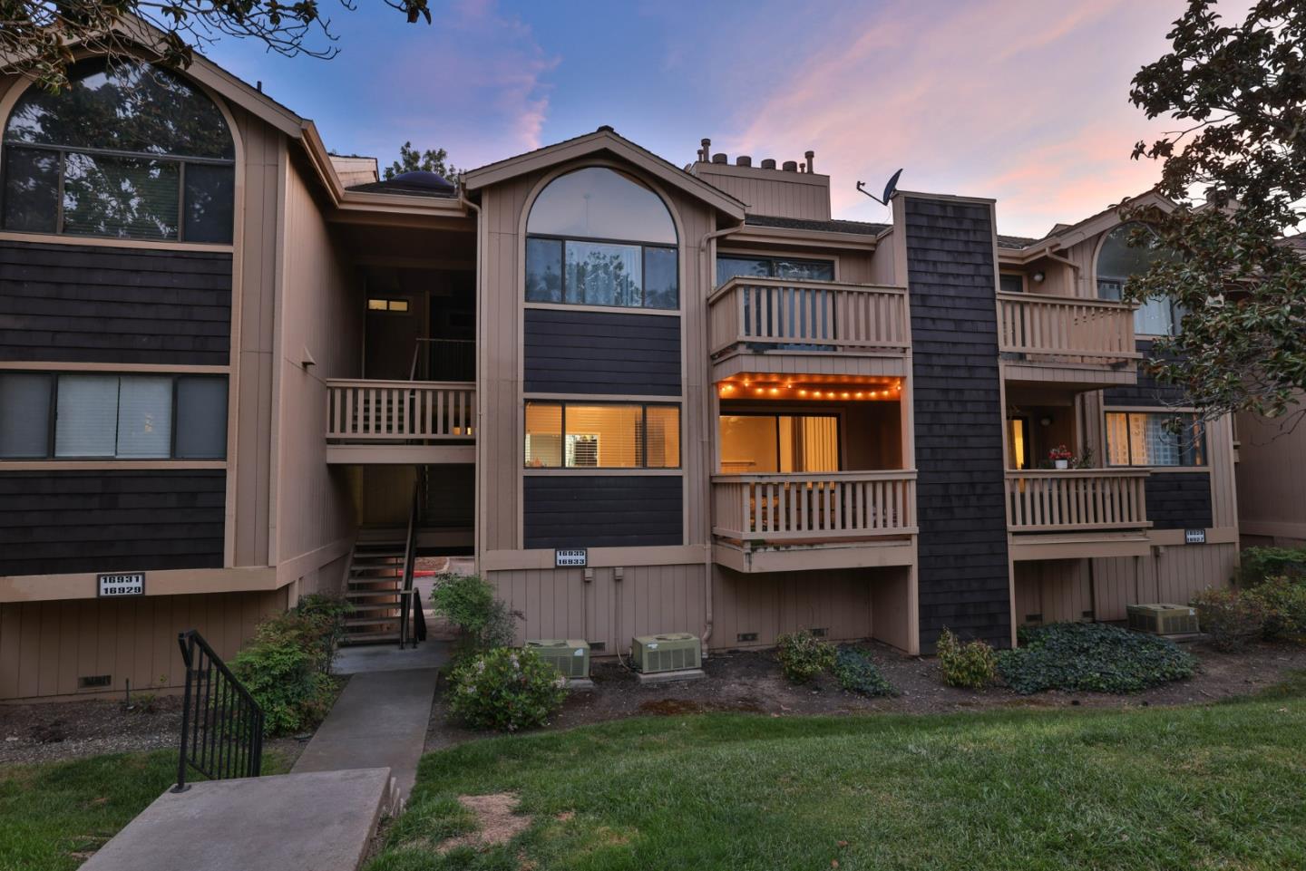 Detail Gallery Image 4 of 34 For 16933 Sorrel Way, Morgan Hill,  CA 95037 - 2 Beds | 2 Baths