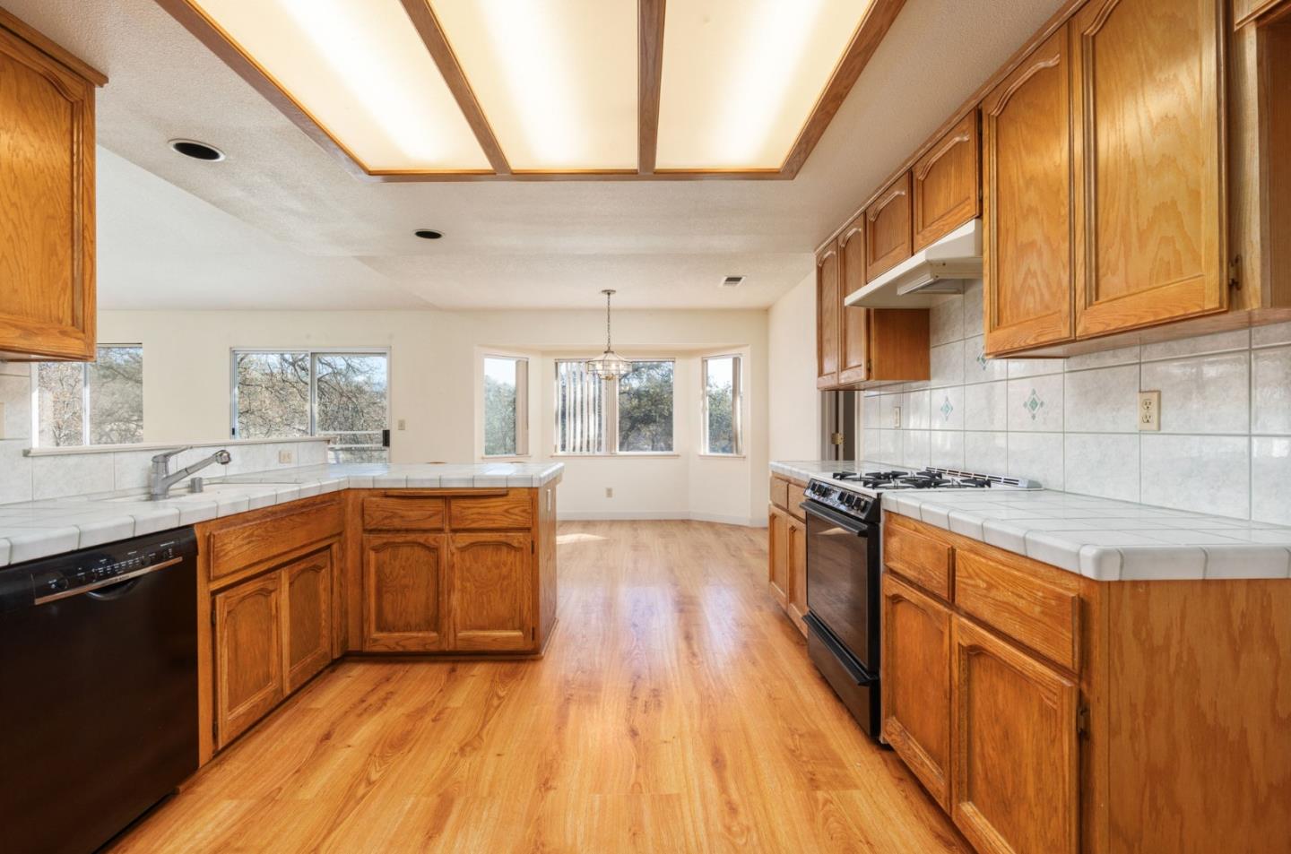 Detail Gallery Image 18 of 50 For 30159 Horseshoe Dr, Coarsegold,  CA 93614 - 3 Beds | 2 Baths