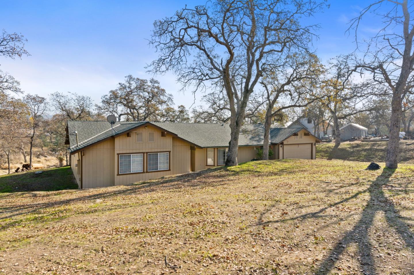 Detail Gallery Image 4 of 50 For 30159 Horseshoe Dr, Coarsegold,  CA 93614 - 3 Beds | 2 Baths