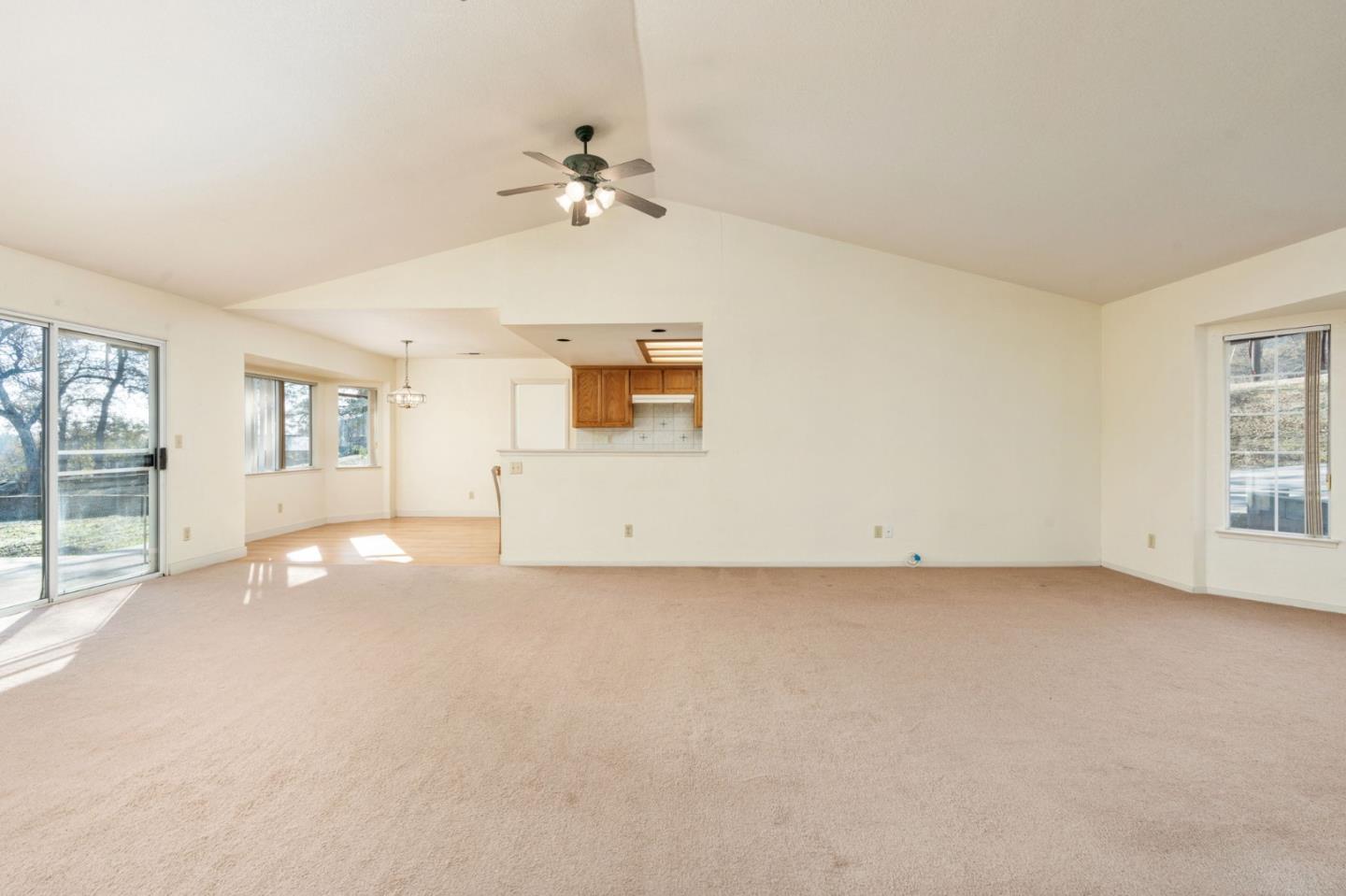 Detail Gallery Image 7 of 50 For 30159 Horseshoe Dr, Coarsegold,  CA 93614 - 3 Beds | 2 Baths