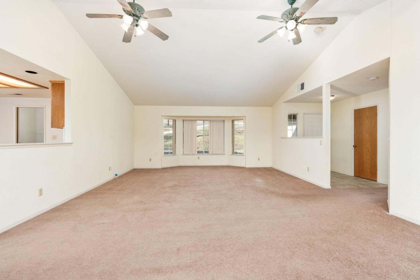 Detail Gallery Image 9 of 50 For 30159 Horseshoe Dr, Coarsegold,  CA 93614 - 3 Beds | 2 Baths