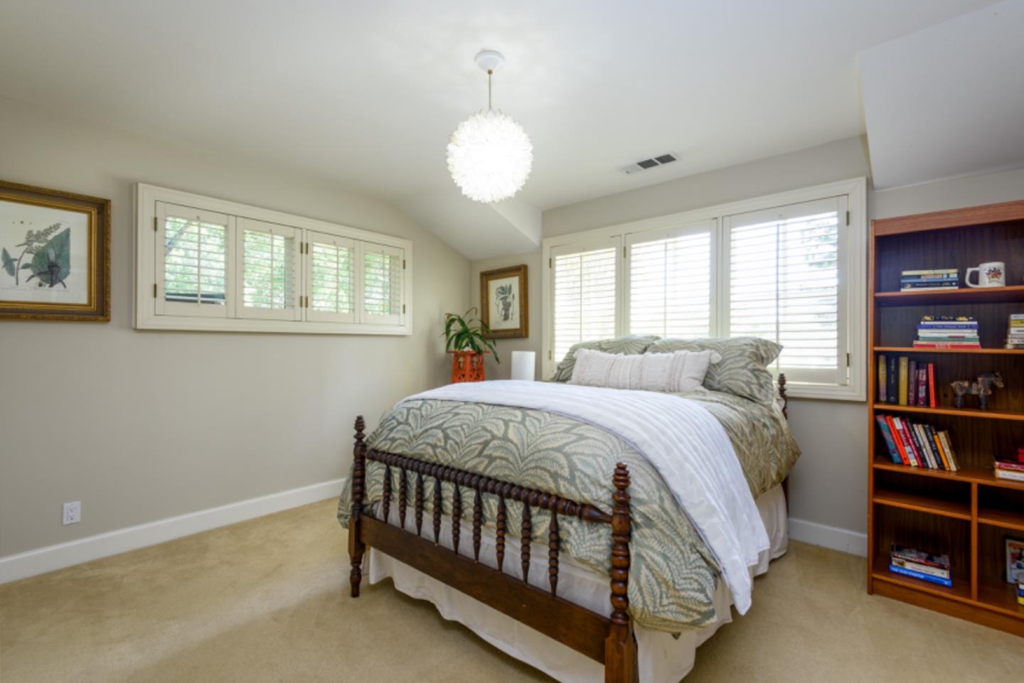 Detail Gallery Image 19 of 46 For 45 Bear Gulch Drive, Portola Valley,  CA 94028 - 5 Beds | 3/1 Baths