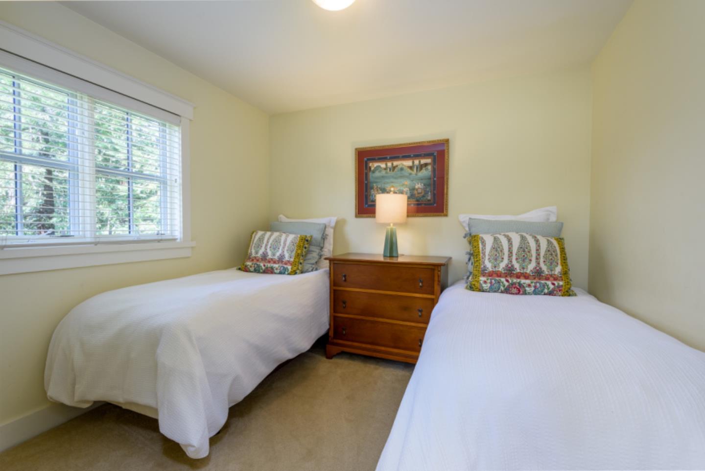 Detail Gallery Image 21 of 46 For 45 Bear Gulch Drive, Portola Valley,  CA 94028 - 5 Beds | 3/1 Baths
