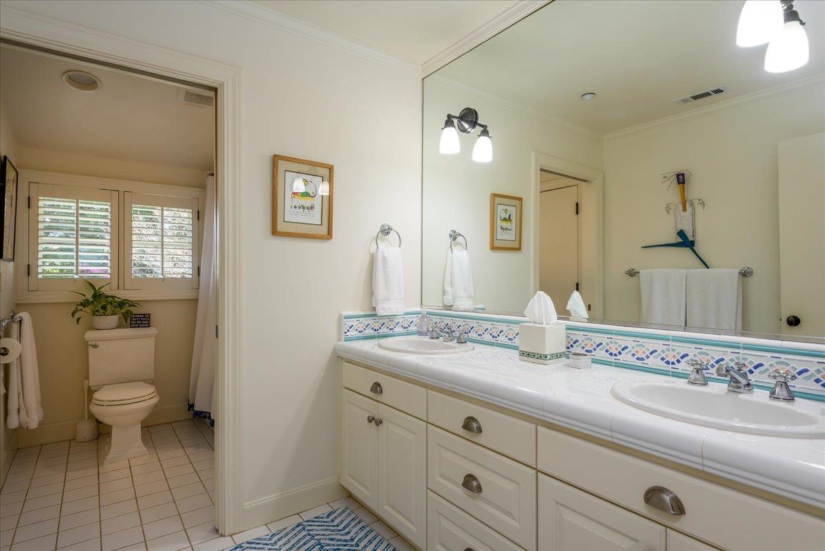 Detail Gallery Image 25 of 46 For 45 Bear Gulch Drive, Portola Valley,  CA 94028 - 5 Beds | 3/1 Baths