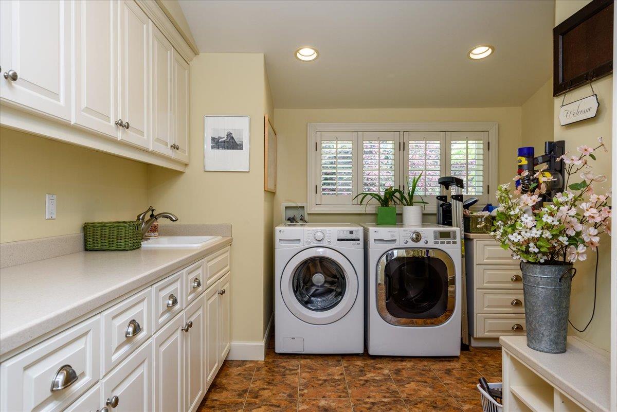 Detail Gallery Image 26 of 46 For 45 Bear Gulch Drive, Portola Valley,  CA 94028 - 5 Beds | 3/1 Baths