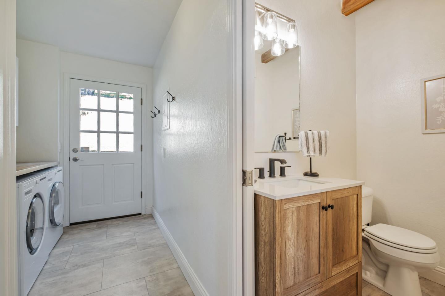 Detail Gallery Image 23 of 35 For 805 Old Mill Pond Rd, Los Gatos,  CA 95033 - 4 Beds | 2/1 Baths