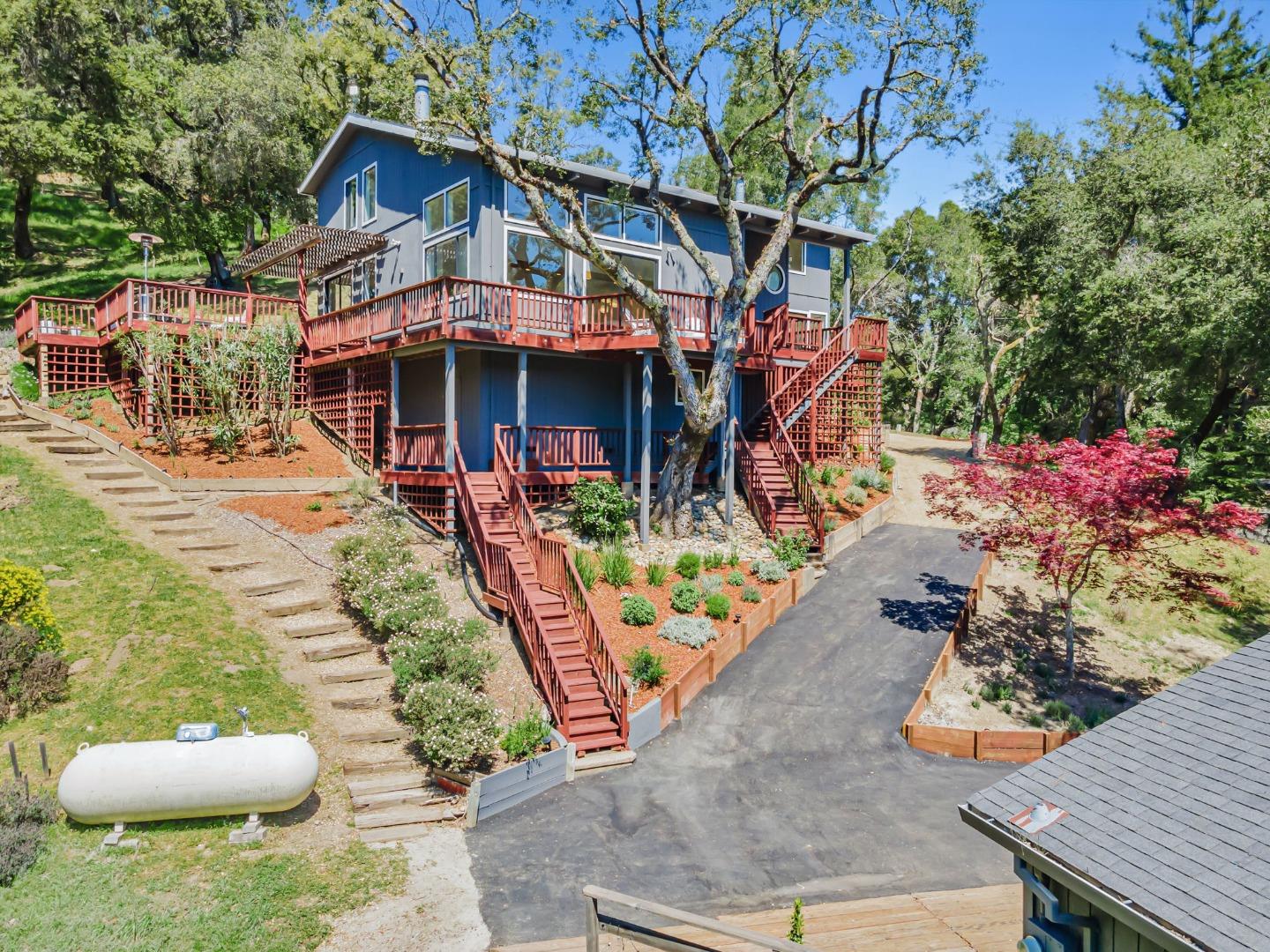 Detail Gallery Image 33 of 35 For 805 Old Mill Pond Rd, Los Gatos,  CA 95033 - 4 Beds | 2/1 Baths