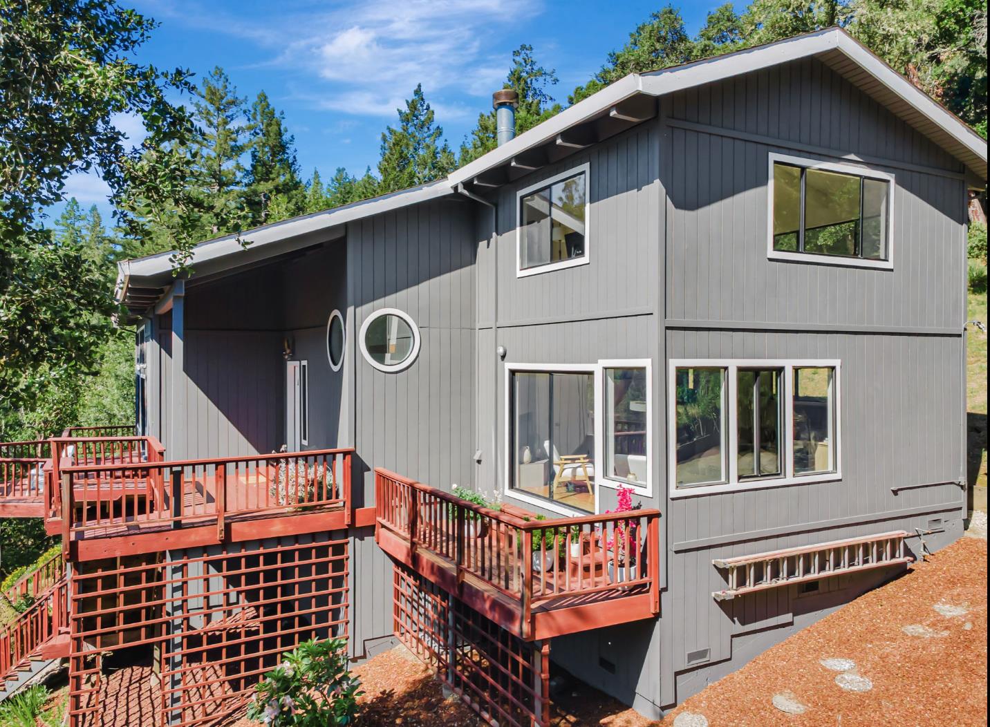 Detail Gallery Image 37 of 38 For 805 Old Mill Pond Rd, Los Gatos,  CA 95033 - 4 Beds | 2/1 Baths
