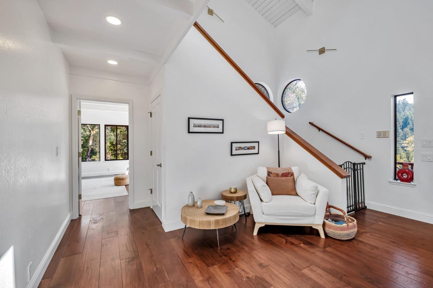 Detail Gallery Image 7 of 35 For 805 Old Mill Pond Rd, Los Gatos,  CA 95033 - 4 Beds | 2/1 Baths