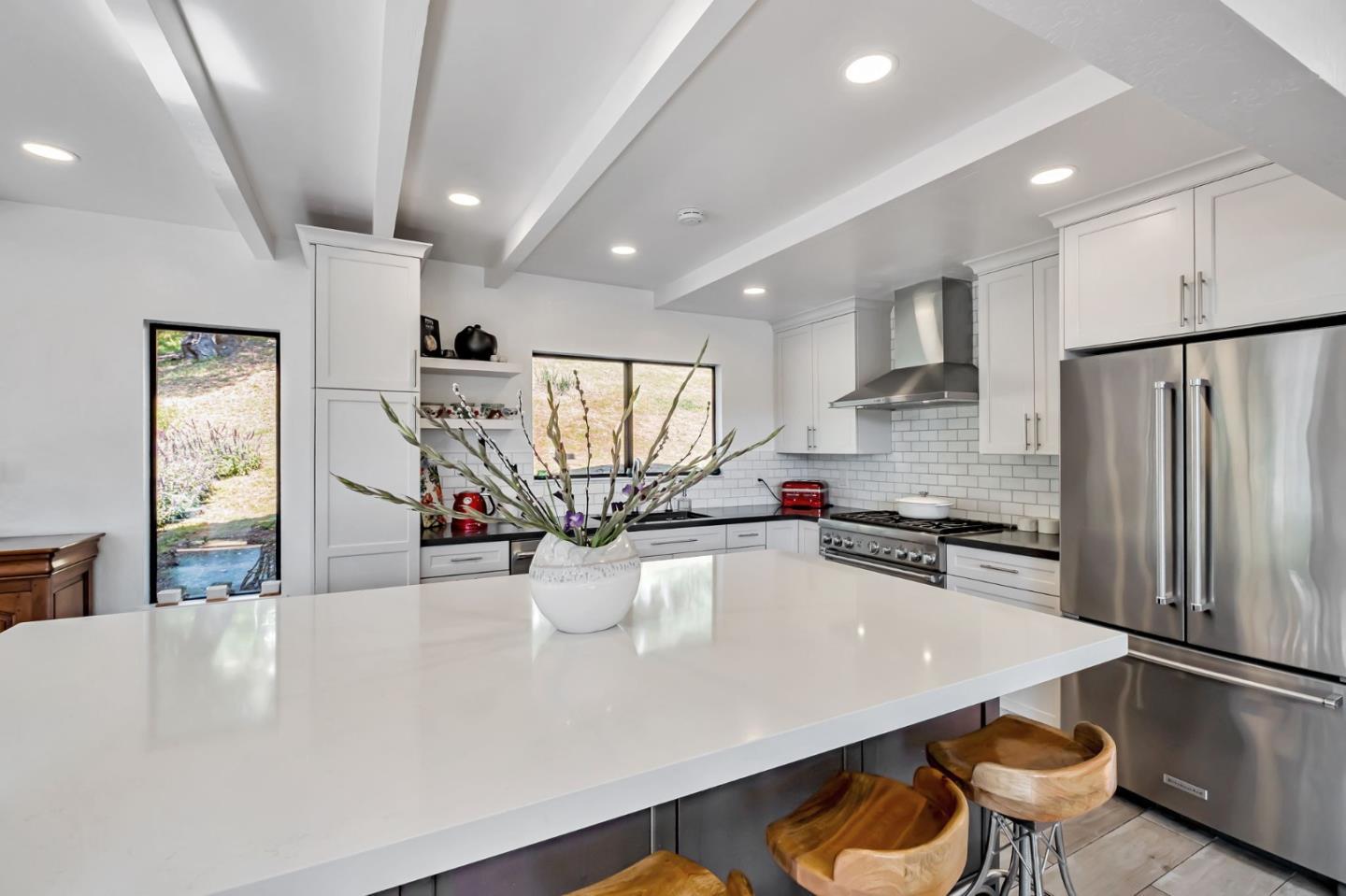 Detail Gallery Image 9 of 35 For 805 Old Mill Pond Rd, Los Gatos,  CA 95033 - 4 Beds | 2/1 Baths