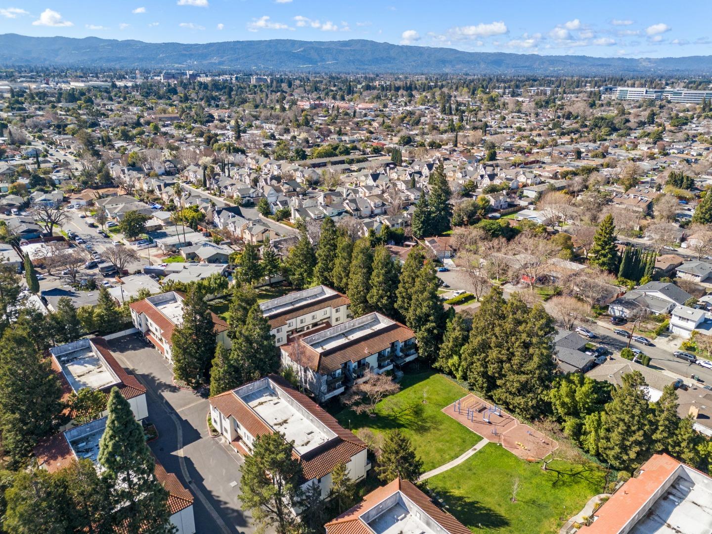 Detail Gallery Image 34 of 38 For 612 San Conrado Ter #7,  Sunnyvale,  CA 94085 - 2 Beds | 2 Baths