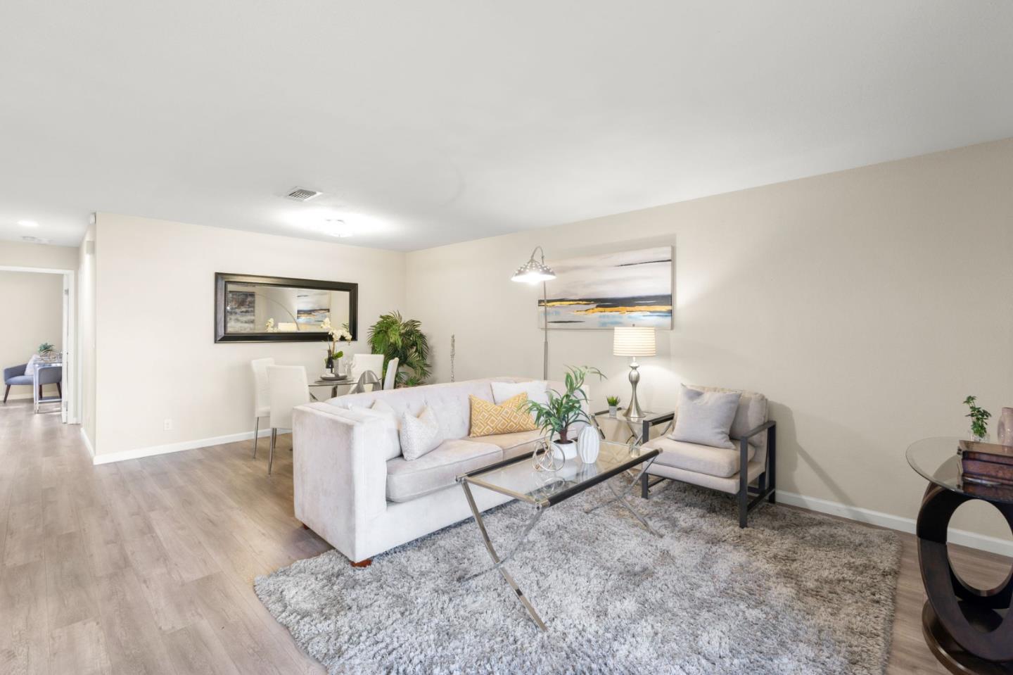 Detail Gallery Image 7 of 38 For 612 San Conrado Ter #7,  Sunnyvale,  CA 94085 - 2 Beds | 2 Baths