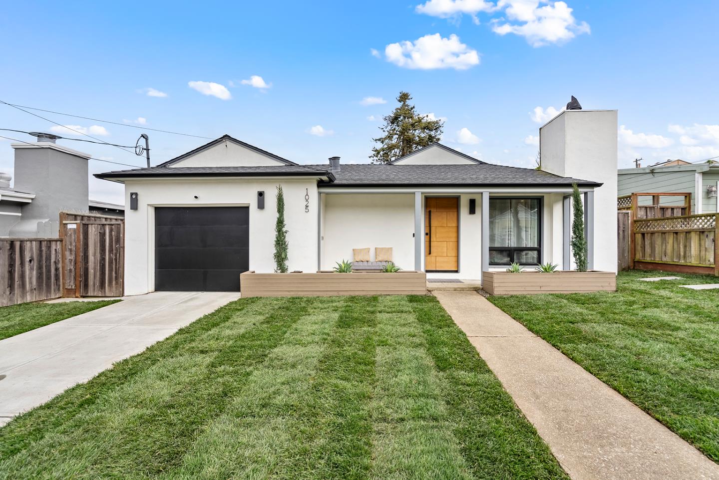 Detail Gallery Image 2 of 37 For 1025 Gilman Dr, Daly City,  CA 94015 - 4 Beds | 2 Baths