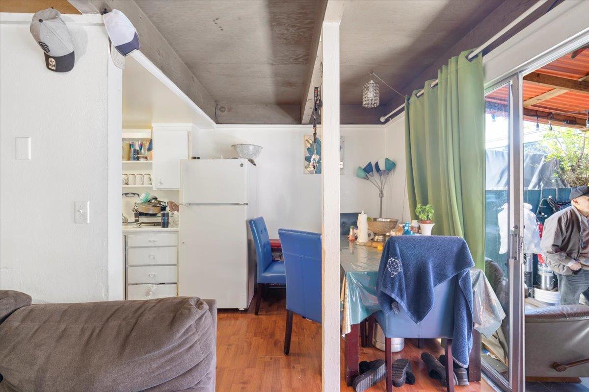 Detail Gallery Image 12 of 17 For 3212 Rolison Rd, Redwood City,  CA 94063 - – Beds | – Baths