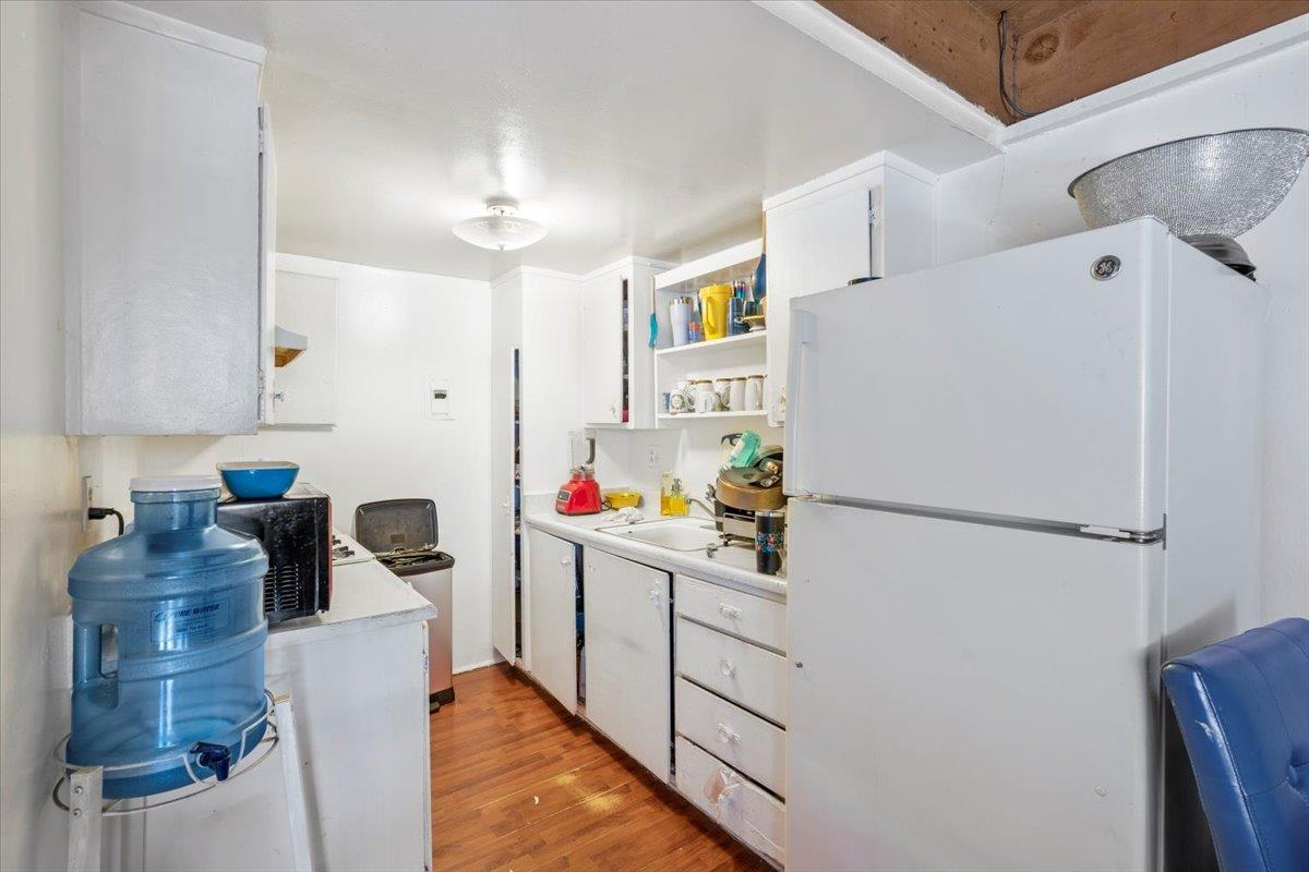 Detail Gallery Image 13 of 17 For 3212 Rolison Rd, Redwood City,  CA 94063 - – Beds | – Baths