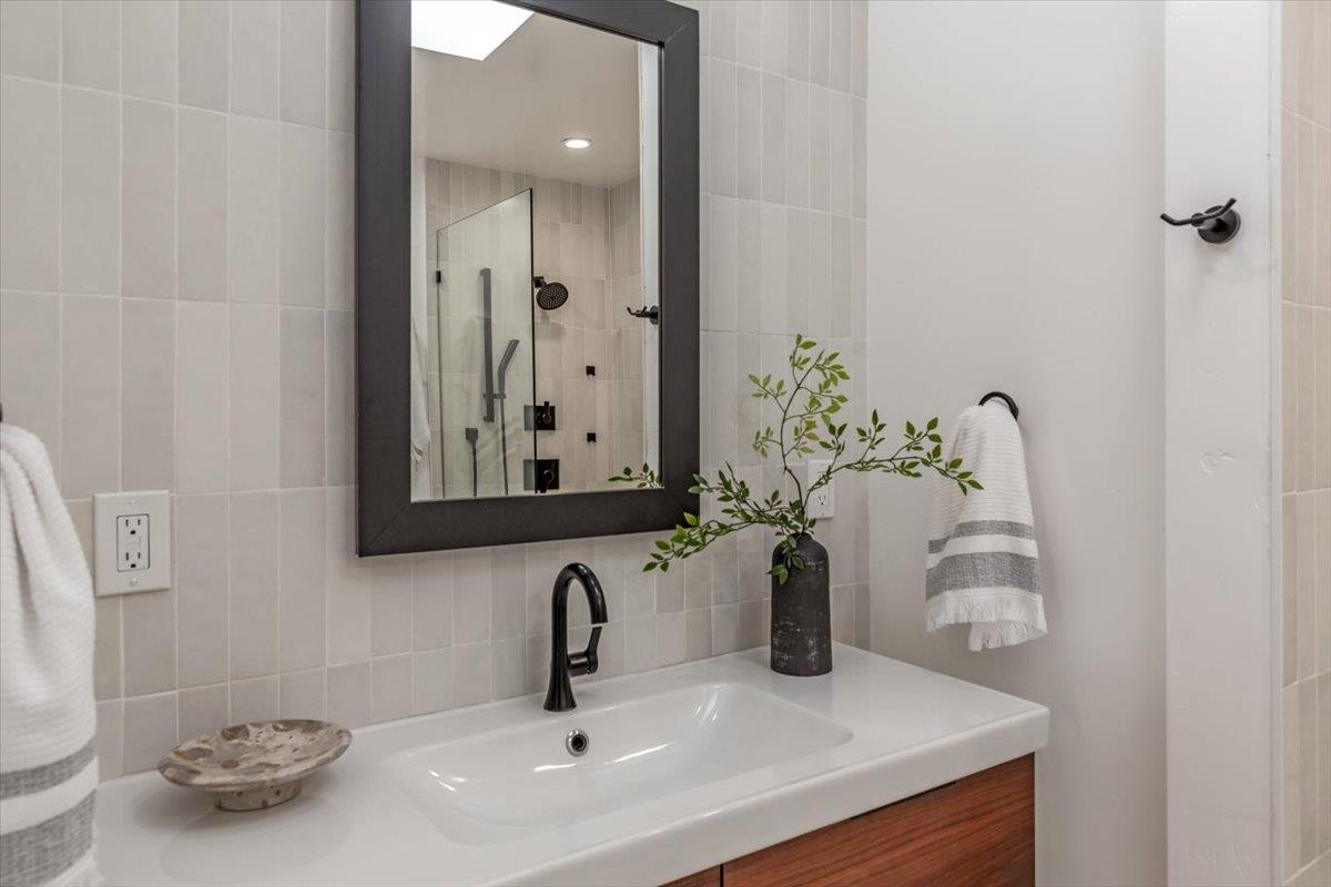 Detail Gallery Image 21 of 35 For 17951 Mountain Charlie Rd, Los Gatos,  CA 95033 - 3 Beds | 2 Baths