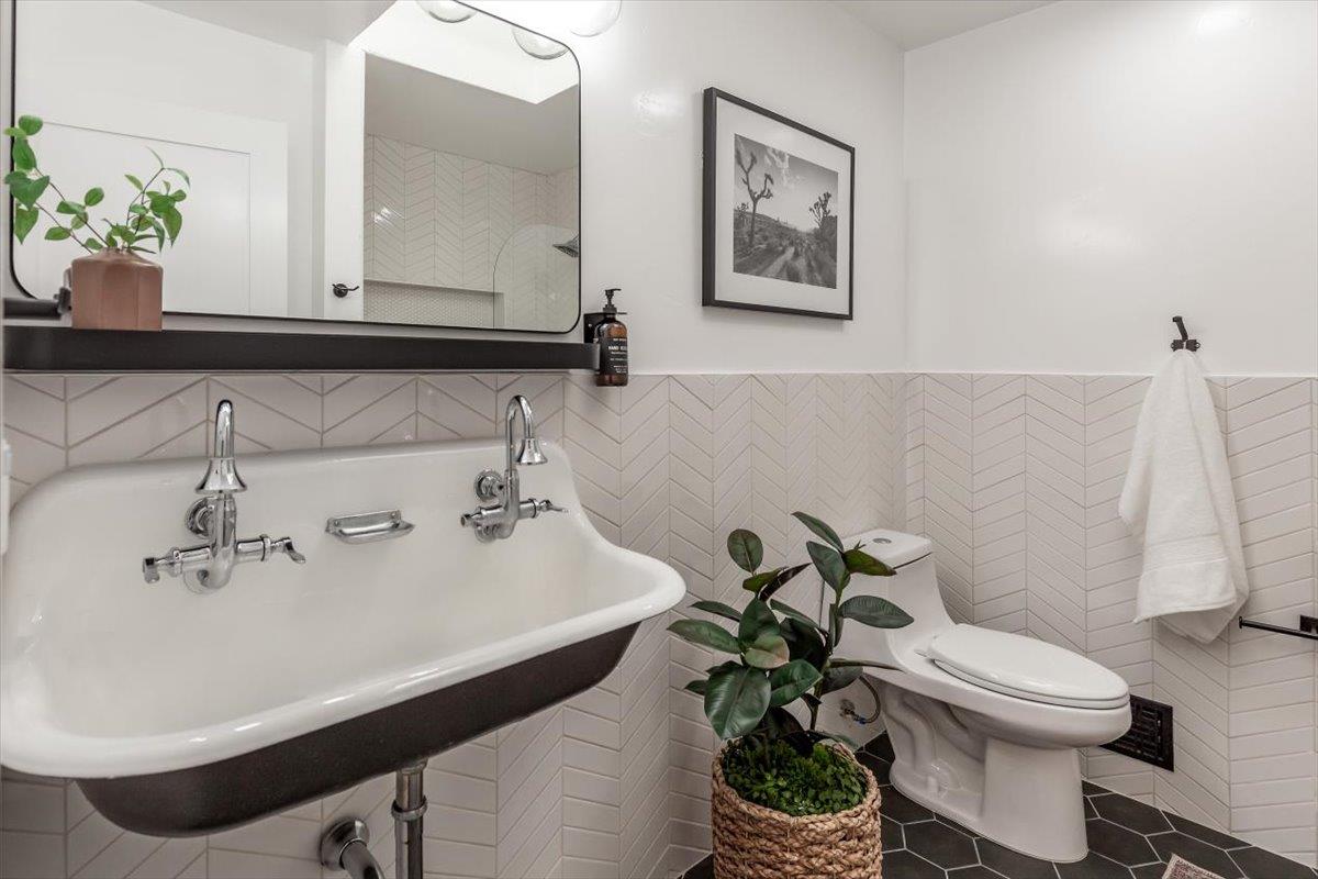 Detail Gallery Image 25 of 35 For 17951 Mountain Charlie Rd, Los Gatos,  CA 95033 - 3 Beds | 2 Baths