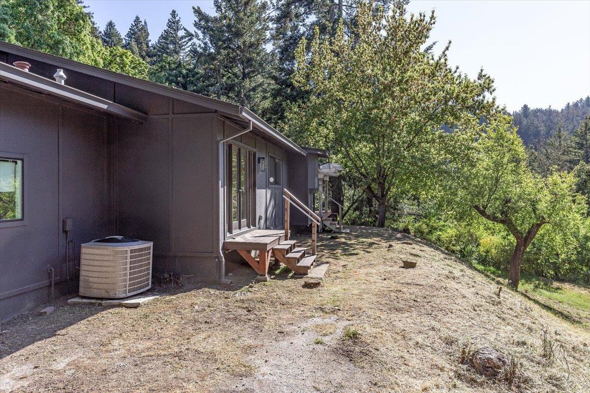 Detail Gallery Image 31 of 35 For 17951 Mountain Charlie Rd, Los Gatos,  CA 95033 - 3 Beds | 2 Baths