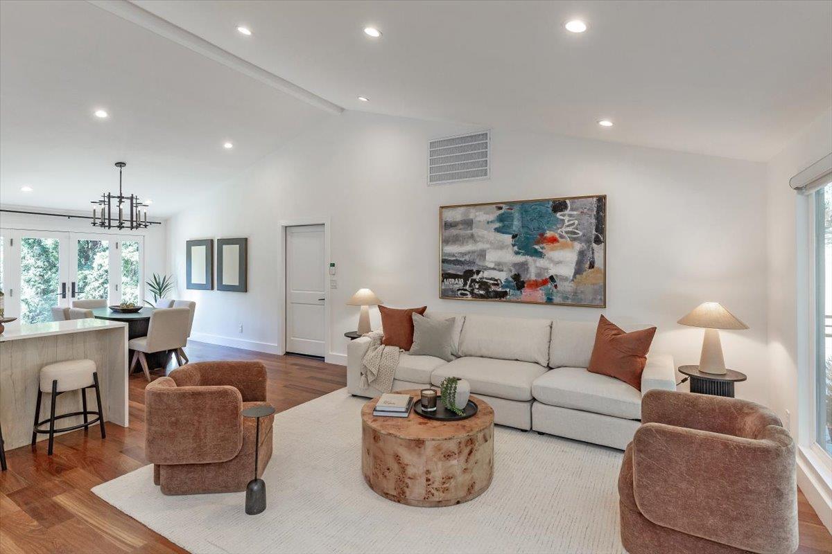 Detail Gallery Image 8 of 35 For 17951 Mountain Charlie Rd, Los Gatos,  CA 95033 - 3 Beds | 2 Baths