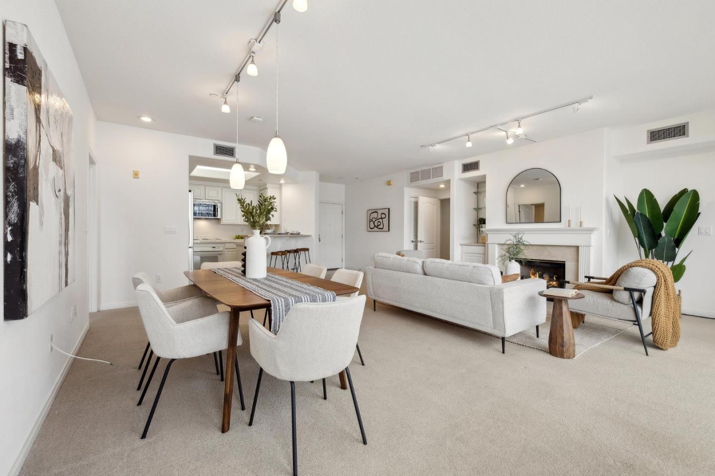 Detail Gallery Image 12 of 39 For 144 S 3rd St #537,  San Jose,  CA 95112 - 2 Beds | 2 Baths