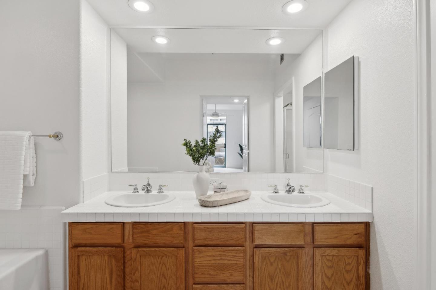 Detail Gallery Image 27 of 39 For 144 S 3rd St #537,  San Jose,  CA 95112 - 2 Beds | 2 Baths