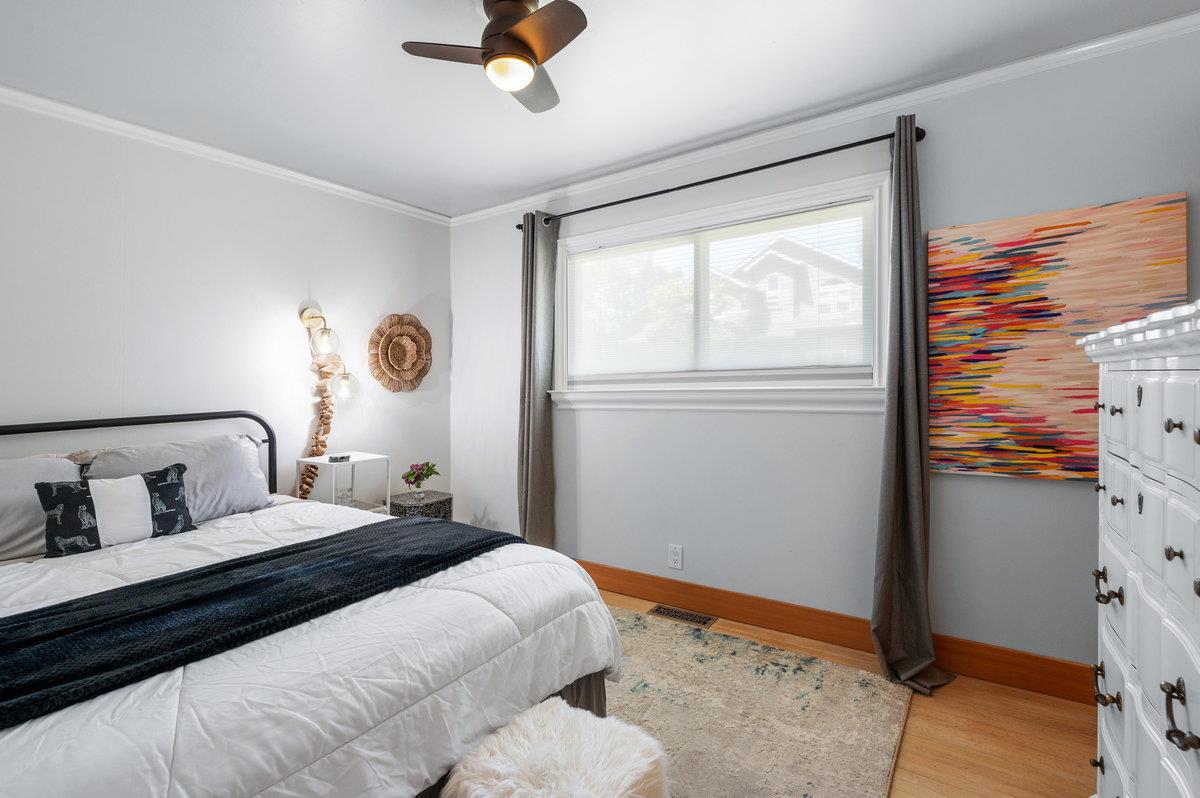 Detail Gallery Image 23 of 28 For 2035 El Prado St, Redwood City,  CA 94061 - 4 Beds | 2 Baths
