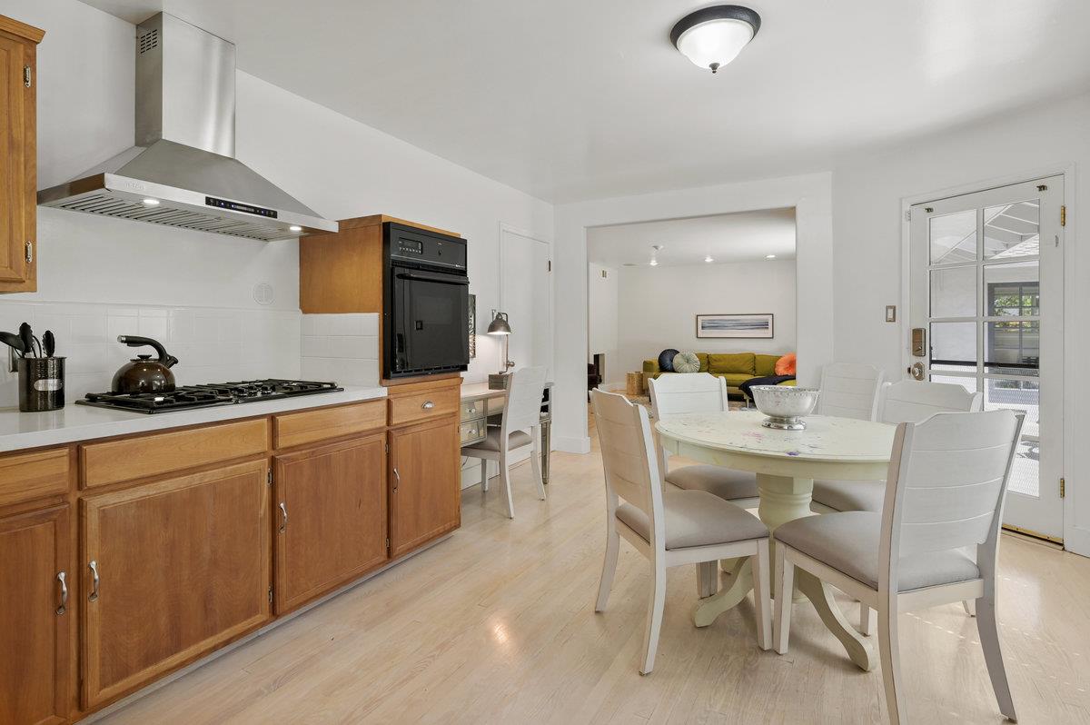Detail Gallery Image 27 of 28 For 2035 El Prado St, Redwood City,  CA 94061 - 4 Beds | 2 Baths