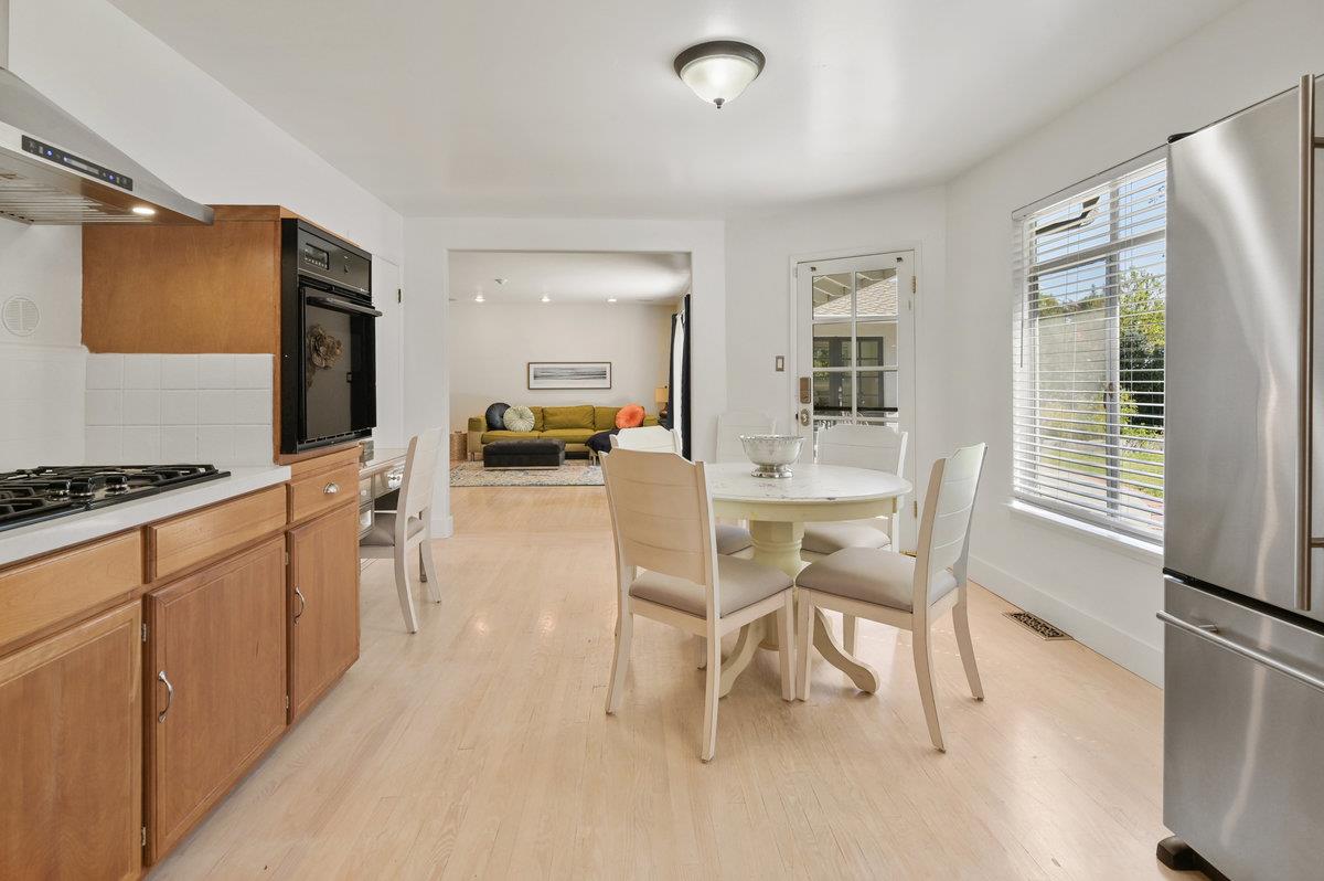 Detail Gallery Image 28 of 28 For 2035 El Prado St, Redwood City,  CA 94061 - 4 Beds | 2 Baths