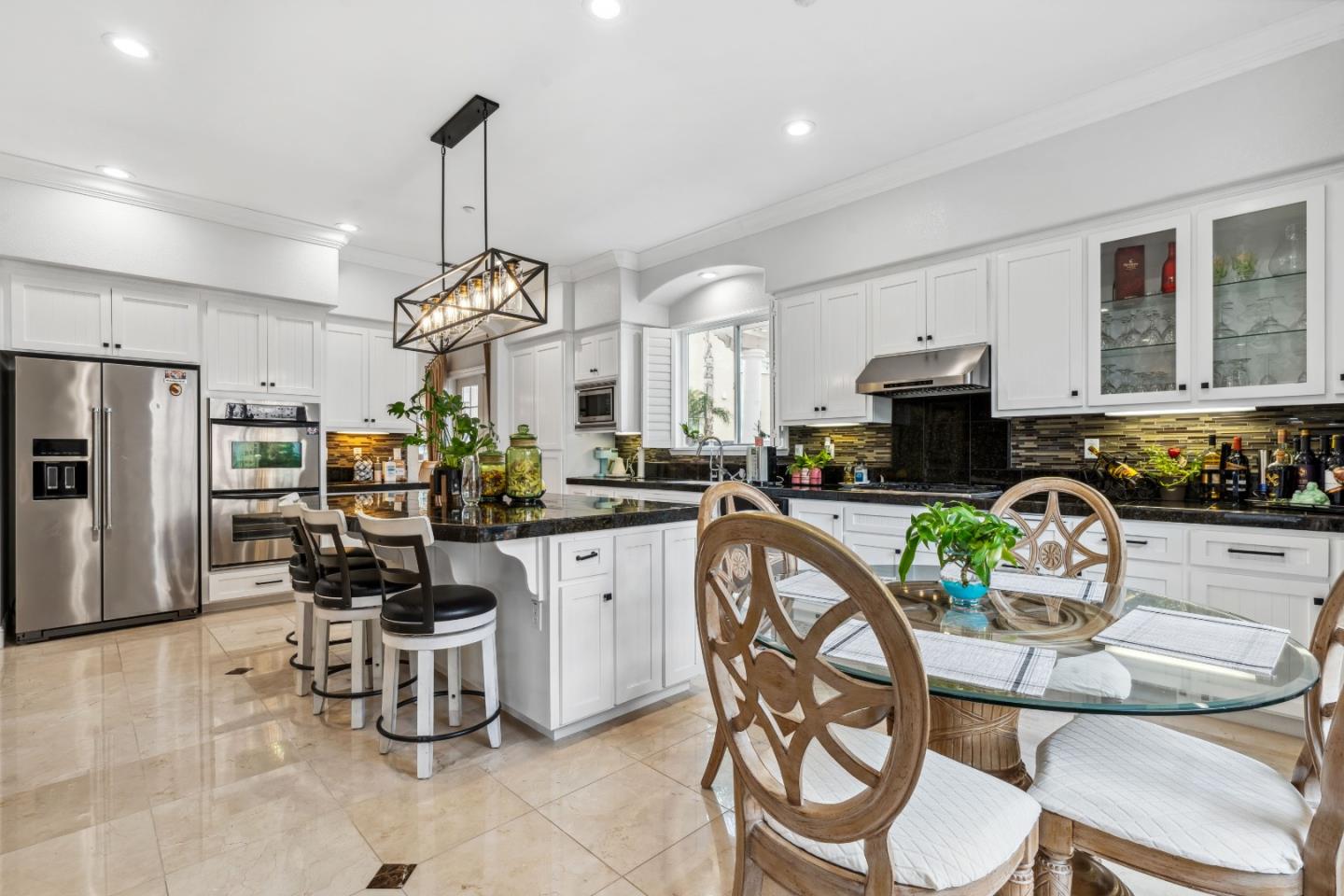 Detail Gallery Image 10 of 62 For 16804 Train Station Ct, Lathrop,  CA 95330 - 4 Beds | 2/1 Baths