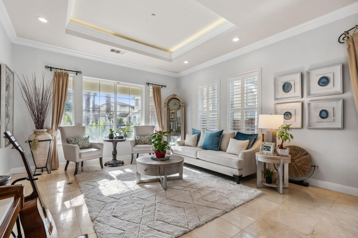 Detail Gallery Image 2 of 62 For 16804 Train Station Ct, Lathrop,  CA 95330 - 4 Beds | 2/1 Baths