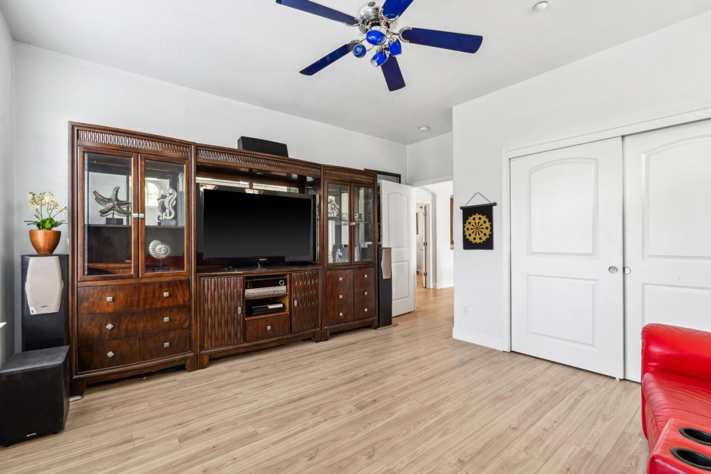 Detail Gallery Image 34 of 62 For 16804 Train Station Ct, Lathrop,  CA 95330 - 4 Beds | 2/1 Baths