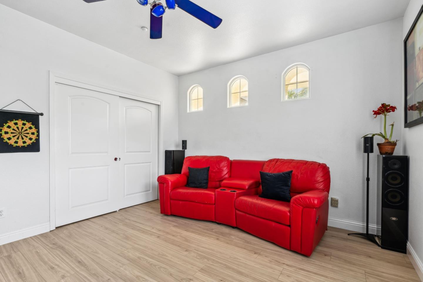 Detail Gallery Image 35 of 62 For 16804 Train Station Ct, Lathrop,  CA 95330 - 4 Beds | 2/1 Baths