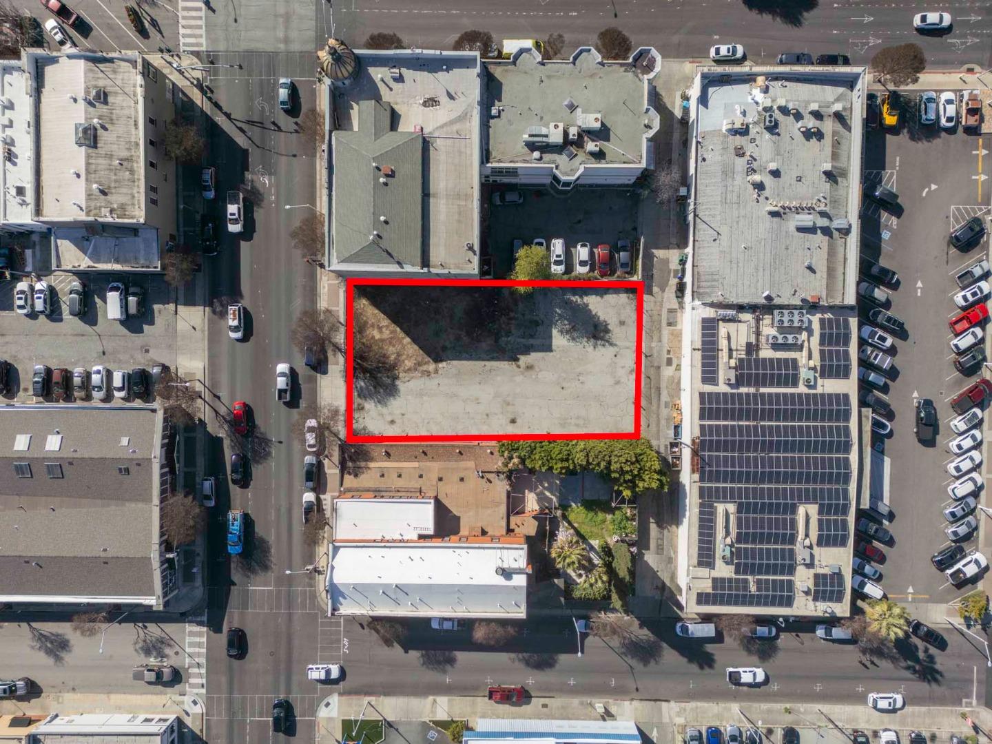 Detail Gallery Image 8 of 27 For 220 Fourth St, Hollister,  CA 95023 - – Beds | – Baths