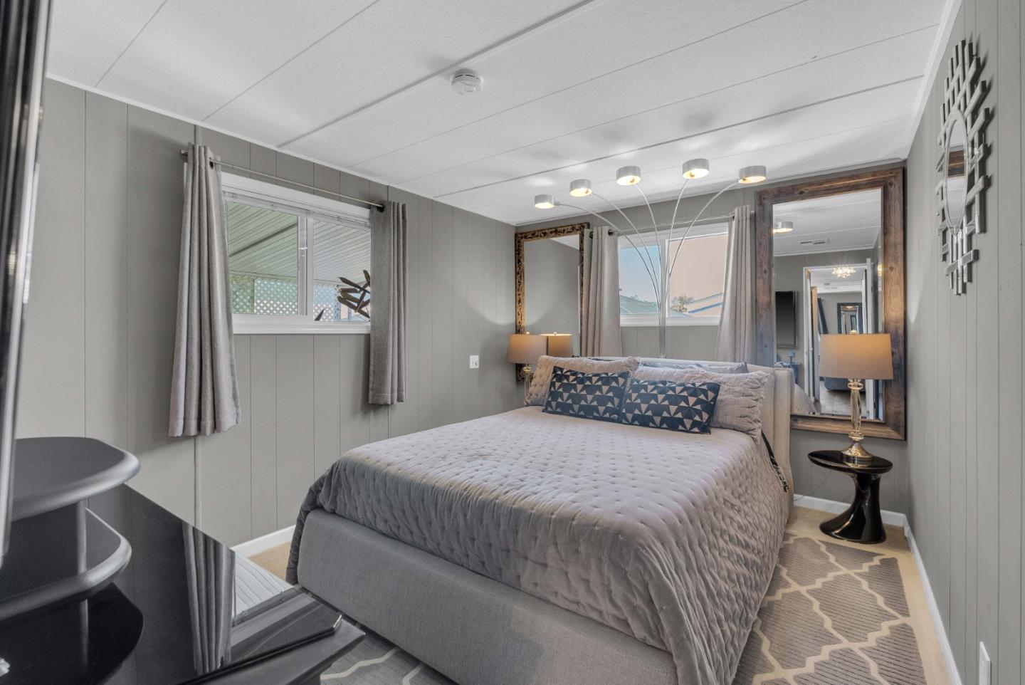 Detail Gallery Image 10 of 26 For 1075 Space Park #66,  Mountain View,  CA 94043 - 2 Beds | 1 Baths