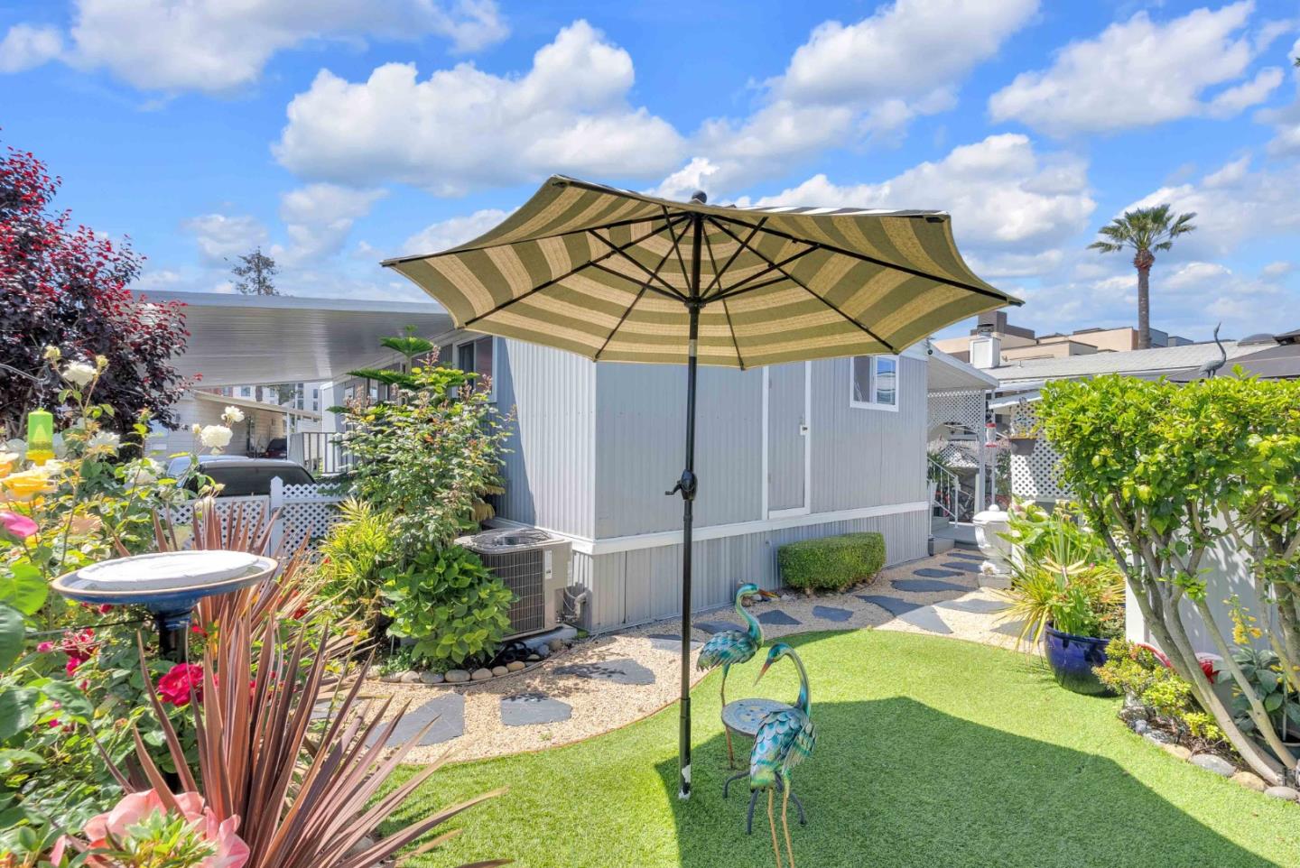 Detail Gallery Image 15 of 26 For 1075 Space Park #66,  Mountain View,  CA 94043 - 2 Beds | 1 Baths