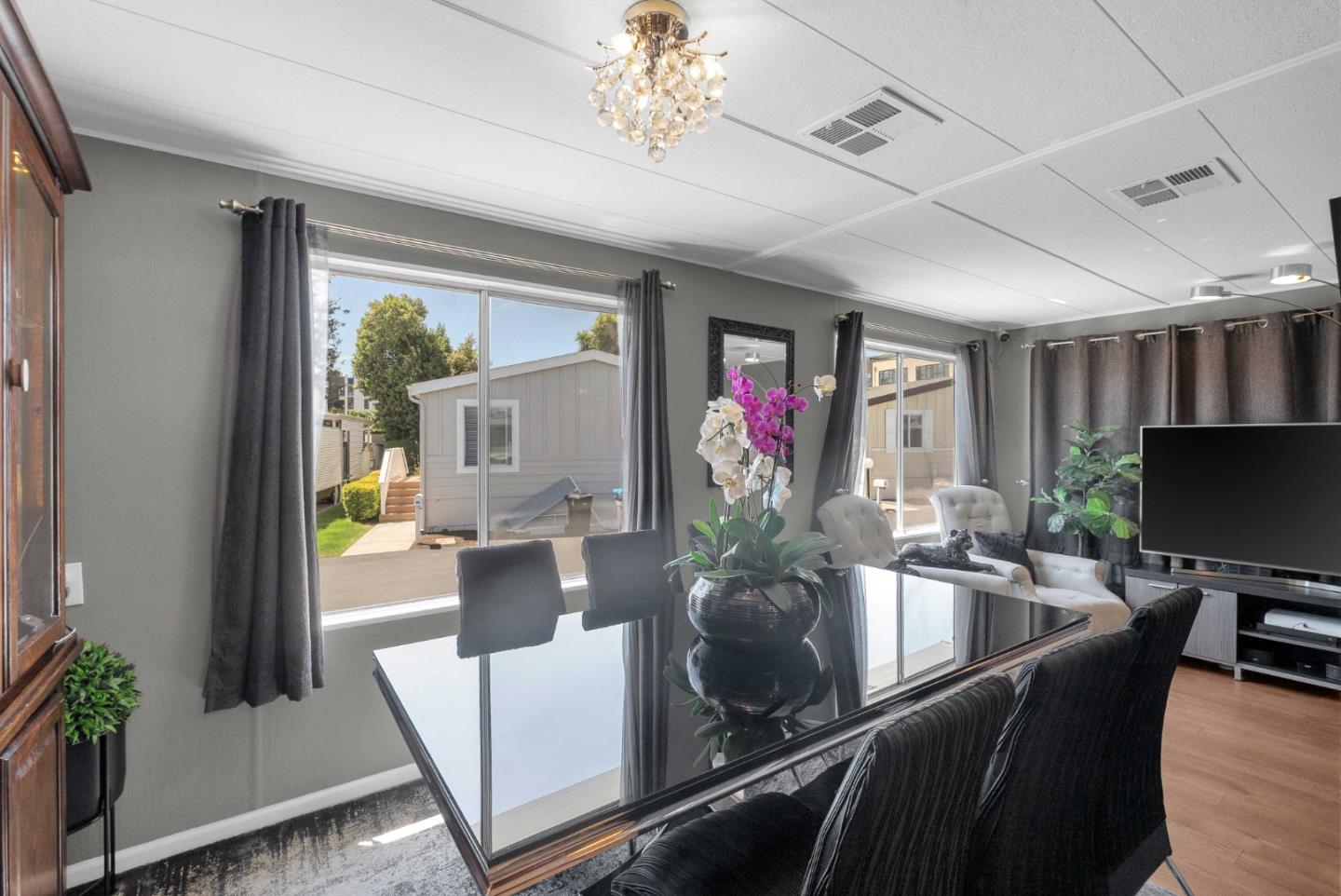 Detail Gallery Image 7 of 26 For 1075 Space Park #66,  Mountain View,  CA 94043 - 2 Beds | 1 Baths