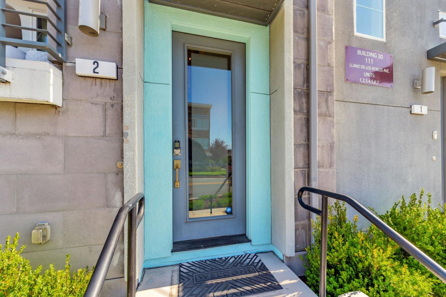 Detail Gallery Image 2 of 44 For 111 Llano De Los Robles Ave #2,  San Jose,  CA 95136 - 2 Beds | 2 Baths