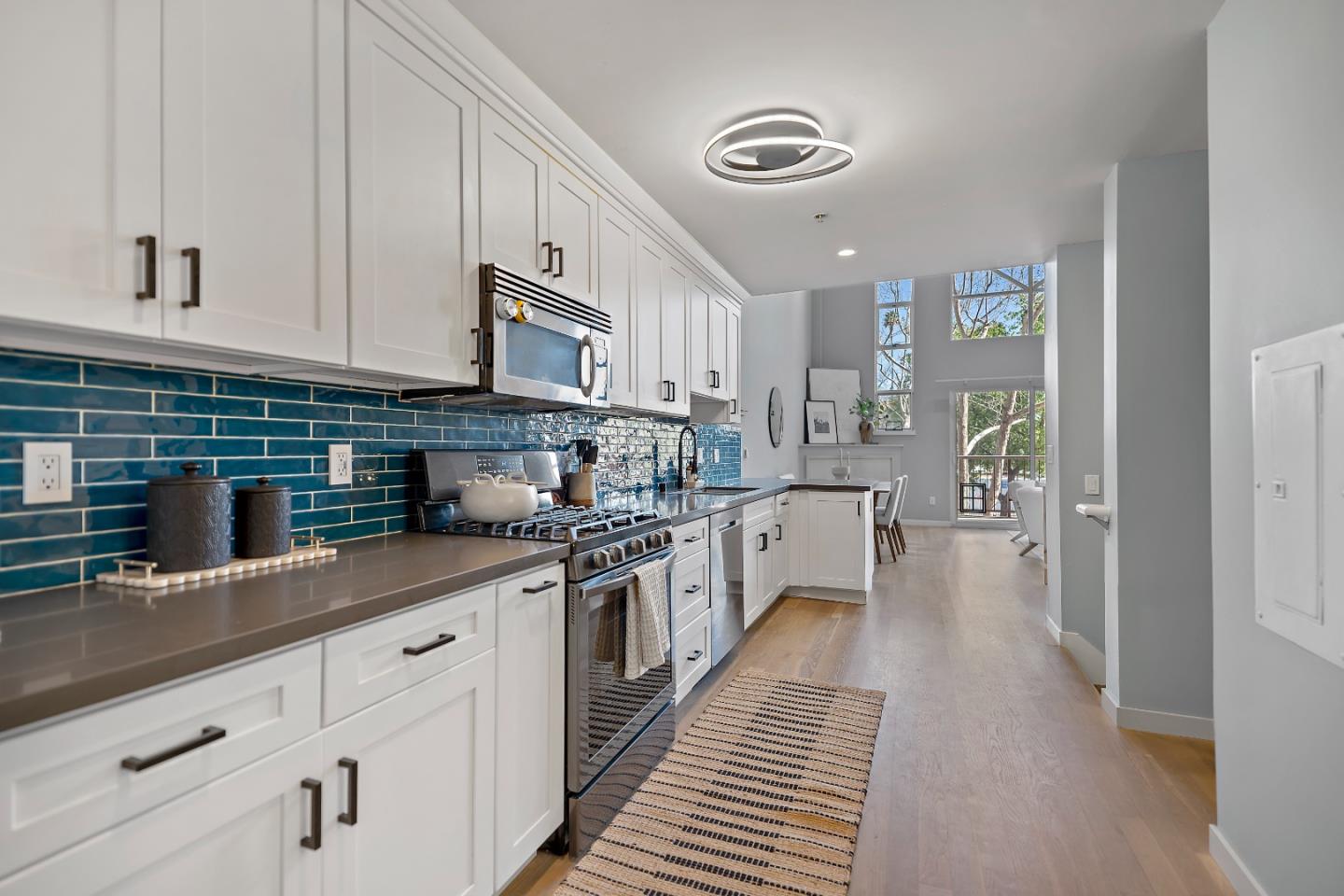Detail Gallery Image 6 of 45 For 350 N 2nd St #141,  San Jose,  CA 95112 - 2 Beds | 2/1 Baths