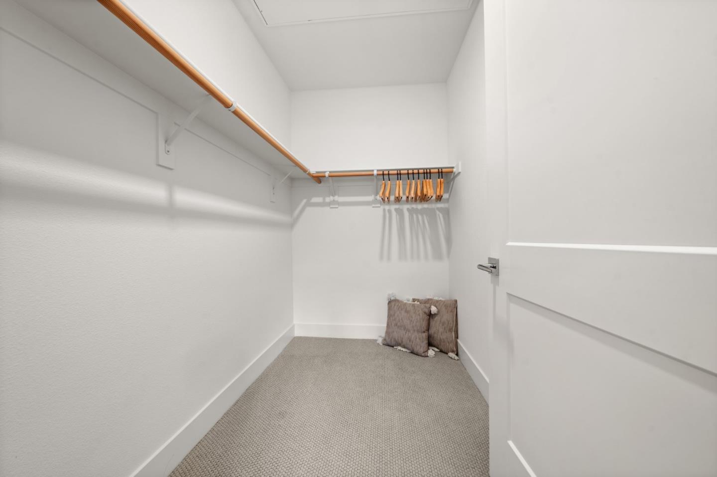 Detail Gallery Image 32 of 65 For 3578 Rambla Pl #728,  Santa Clara,  CA 95051 - 1 Beds | 1 Baths