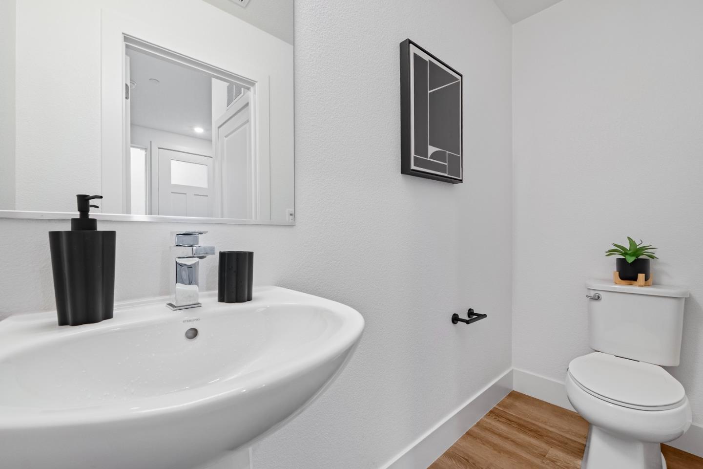 Detail Gallery Image 13 of 35 For 2930 Boyter Pl #111,  Santa Clara,  CA 95051 - 2 Beds | 2/1 Baths