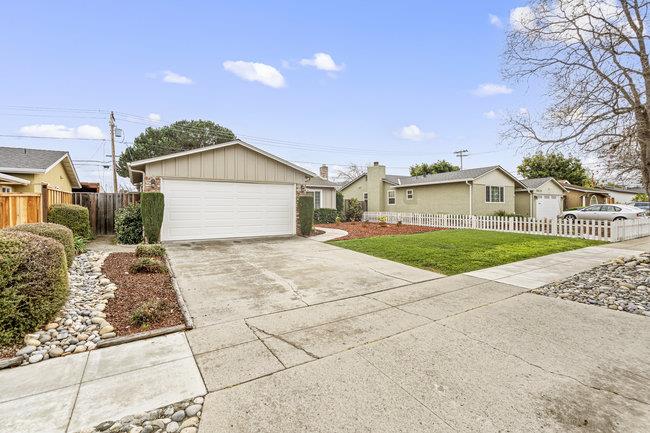 Detail Gallery Image 2 of 39 For 5020 Mccoy Ave, San Jose,  CA 95130 - 4 Beds | 2 Baths